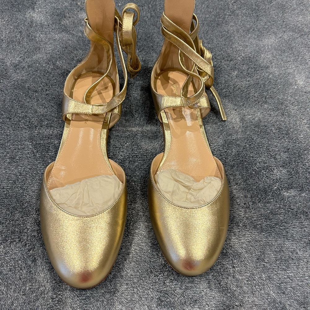 Gianvito Rossi Women Lace Up Round Toe Strappy Ballet Flats